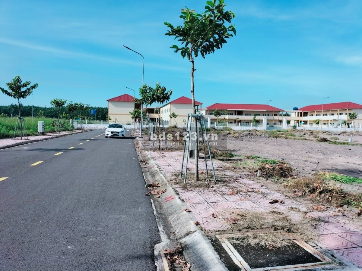 Cần bán đất 1ty550/110m2, liền kề KCN Becamex Bàu Bàng, Bình Dương