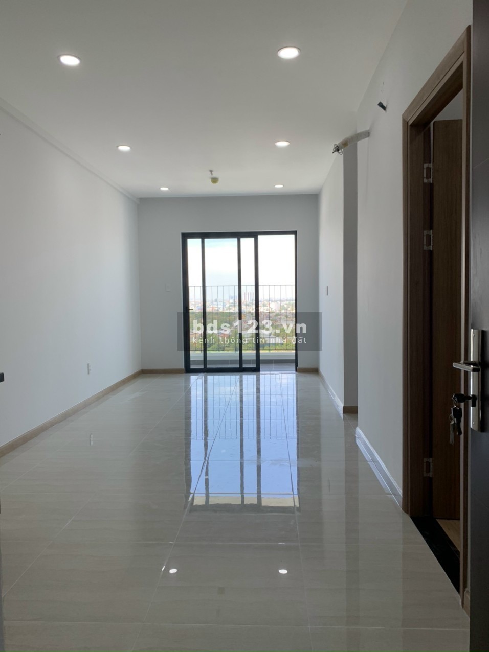 Cho thuê căn hộ Bcons SALA giá 4.5tr/ tháng bao phí quản lý và giử xe