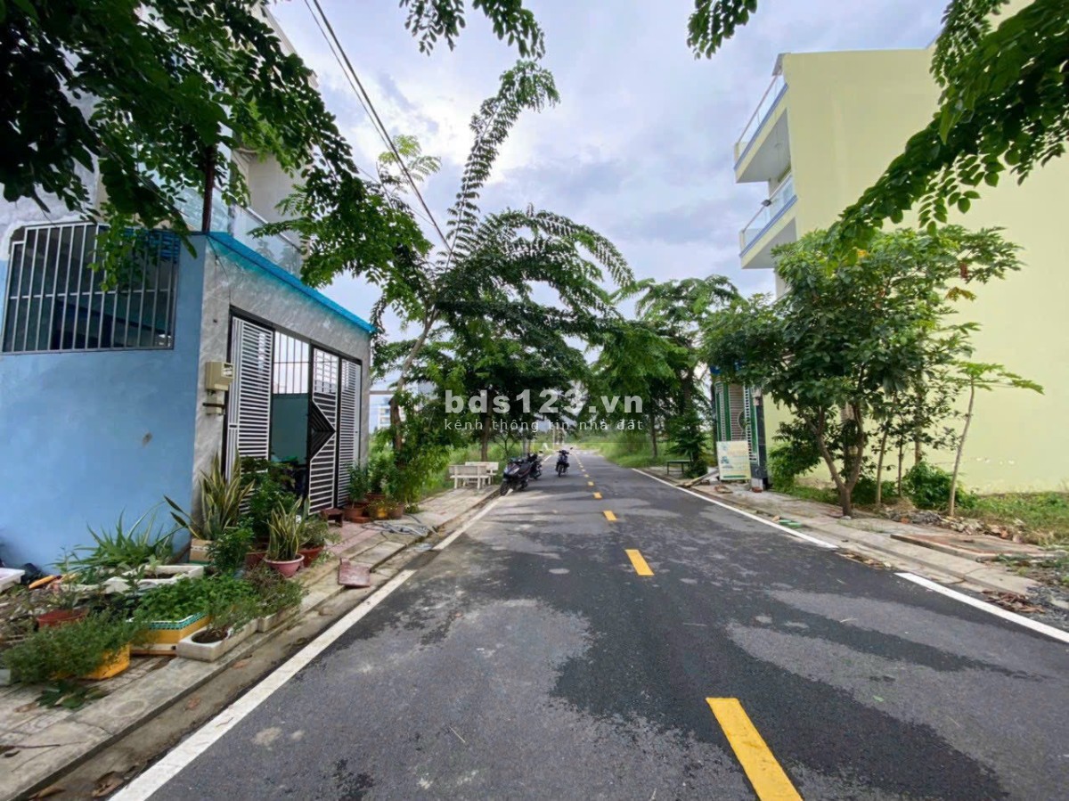 Đất nền quận 9, giá chưa tới 3 tỷ