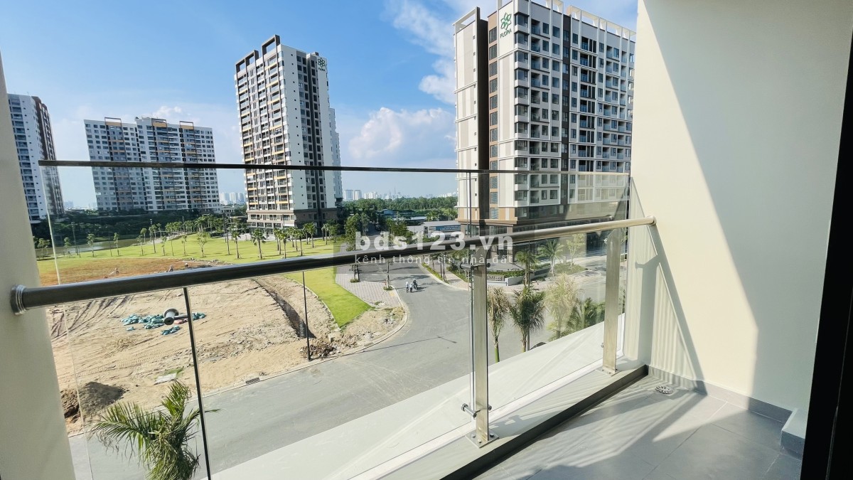 Bán căn hộ Flora Panorama giá gốc, nhà mới bàn giao, view quảng trường kênh đào