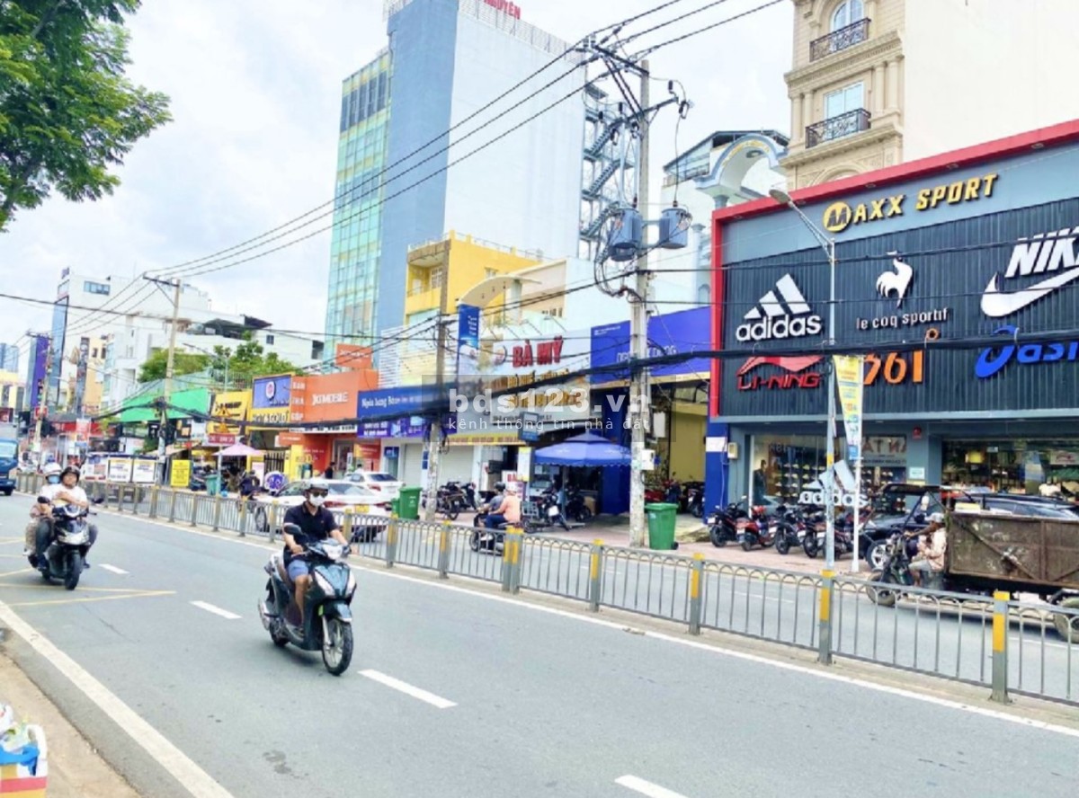 Cho thuê mặt bằng 8x25 + Lửng mặt tiền đường Nguyễn Thị Thập, Quận 7