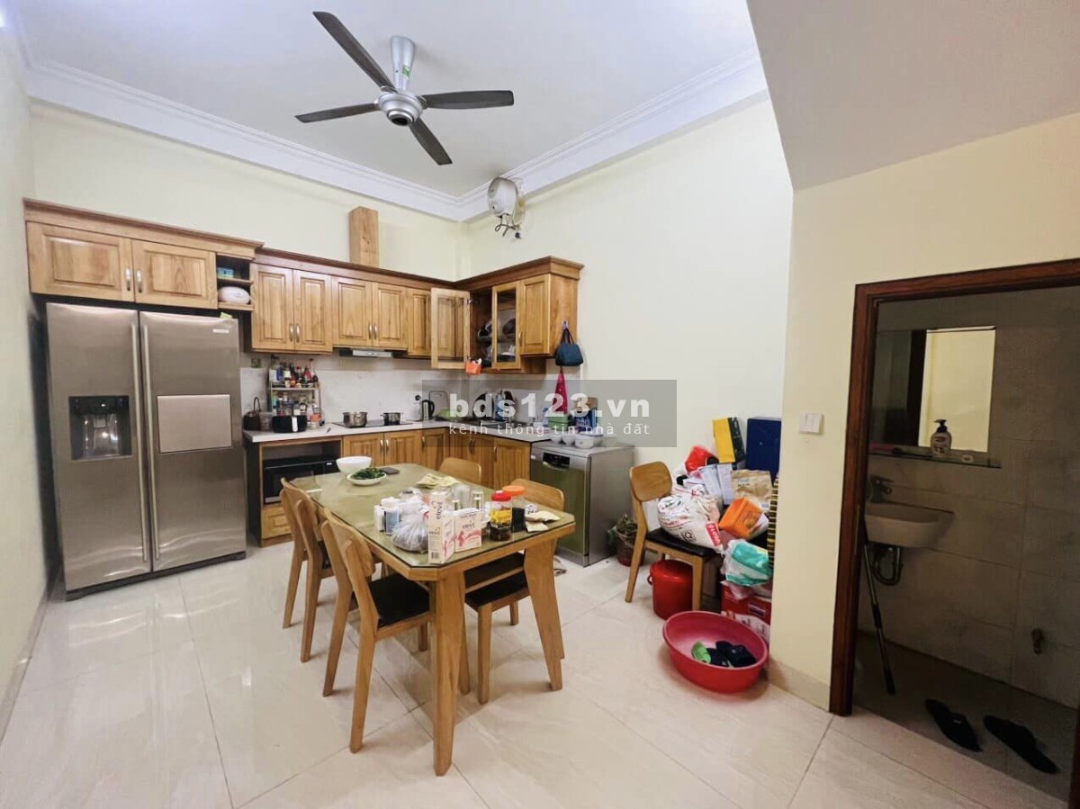 Bán nhà Mỹ Đình, lô góc, ô tô tránh gần, 52m2, 4 tầng, 6 tỷ.