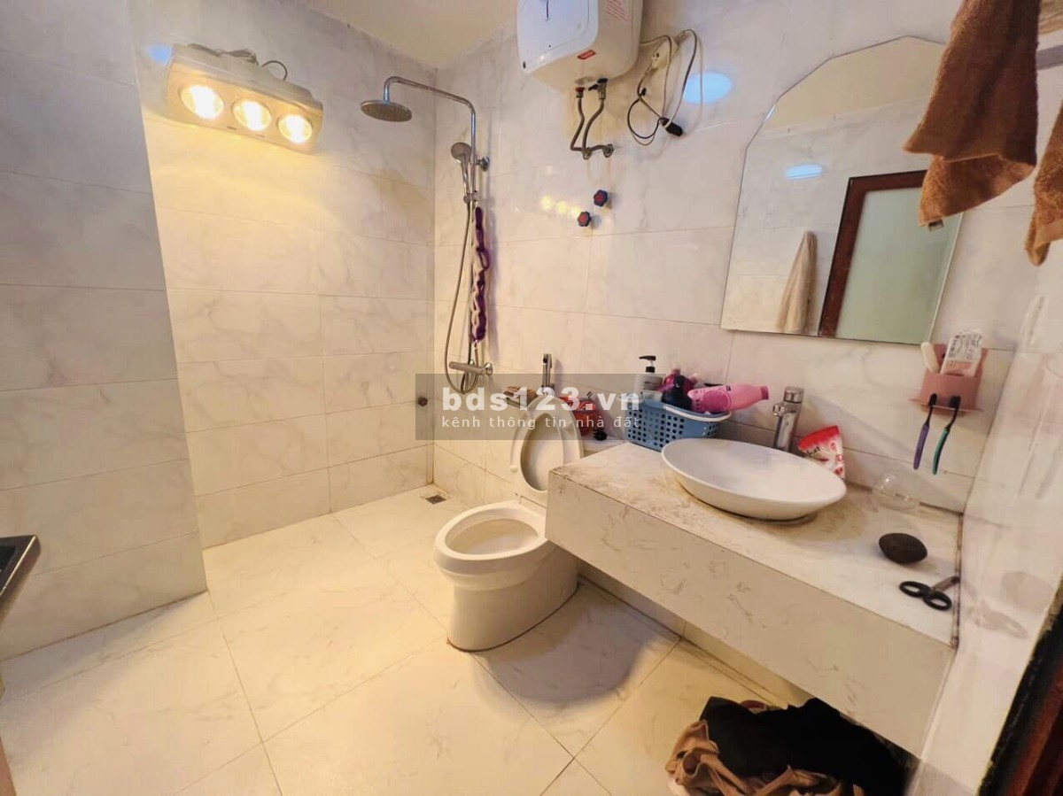Bán nhà Mỹ Đình, lô góc, ô tô tránh gần, 52m2, 4 tầng, 6 tỷ.