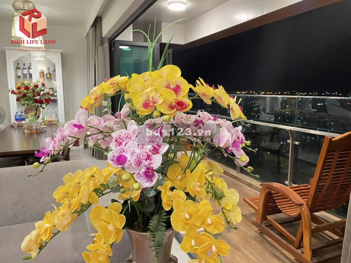 Cho thuê căn hộ Feliz En Vista rộng rãi với 4bed - 3wc - 50 triệu bao phí