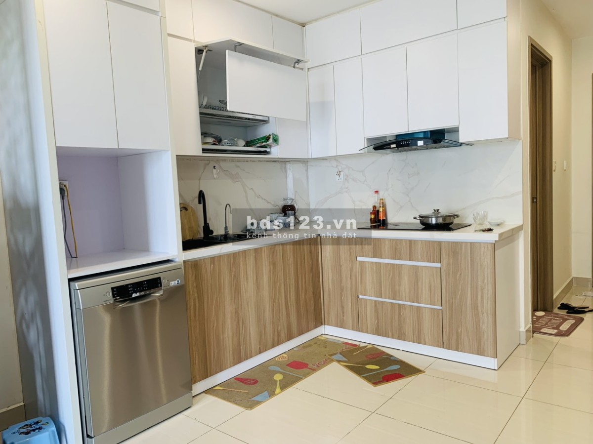 Cho thuê căn hộ 3 phòng ngủ 2WC, nội thất chỉ việc về ở. Giá: 9.5 triệu/tháng. Vinhomes Gia Lâm