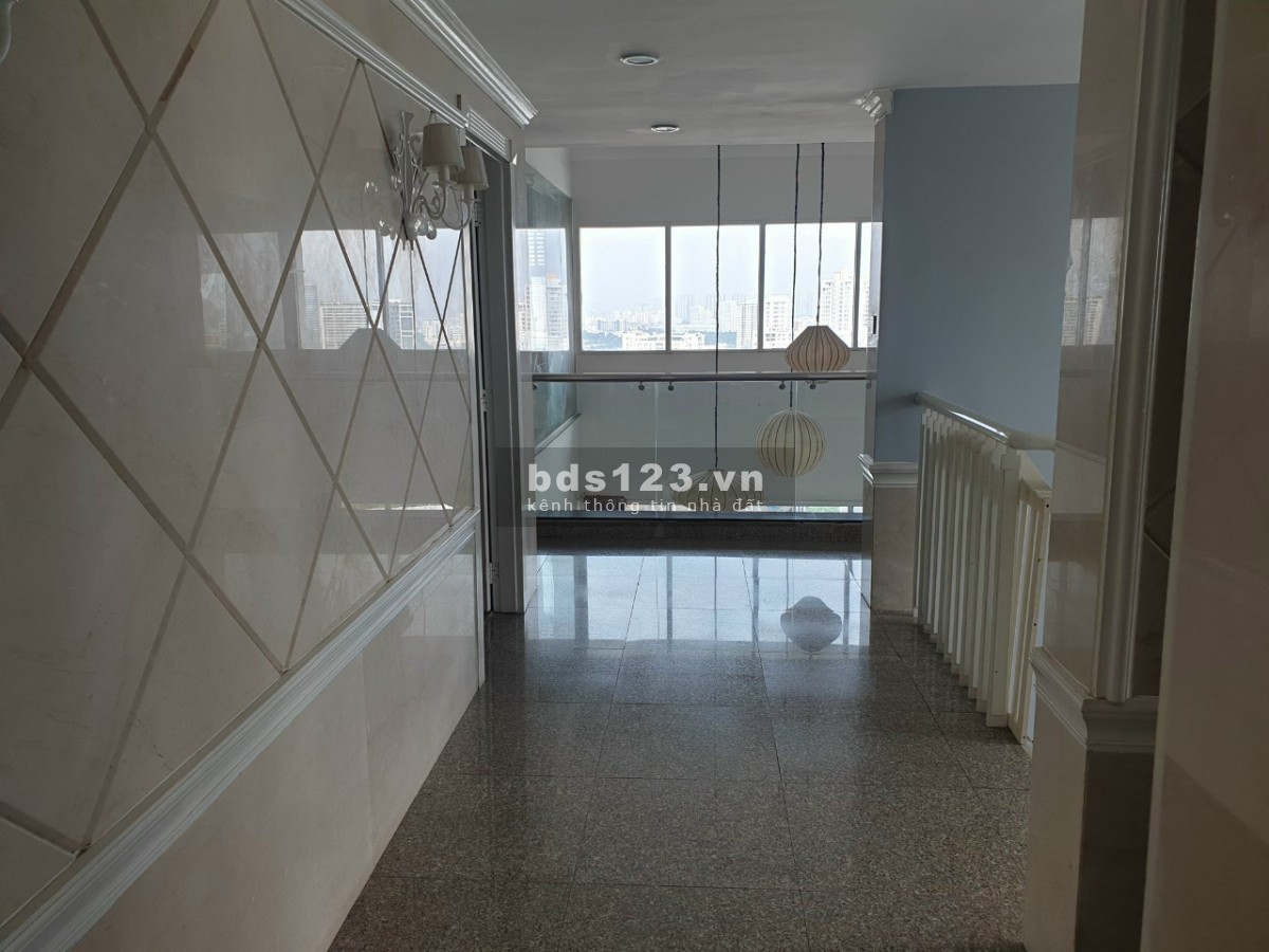 Cho thuê hoặc Bán penthouse Phú Mỹ - Vạn Phát Hưng Quận 7 TPHCM, DT 354m2, giá thuê 40 triệu/tháng