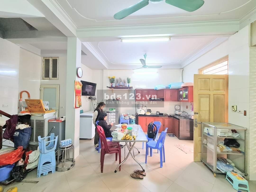 Chưa đến 100TR/M2 có: nhà đẹp, ô tôt tránh, kinh doanh