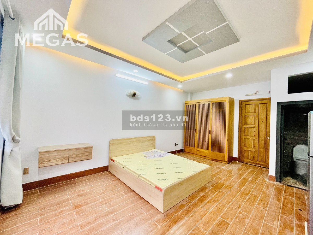 Cho thuê phòng ban công riêng full nội thất mới ngay Nguyễn Văn Lượng p16 Gò Vấp view sân banh