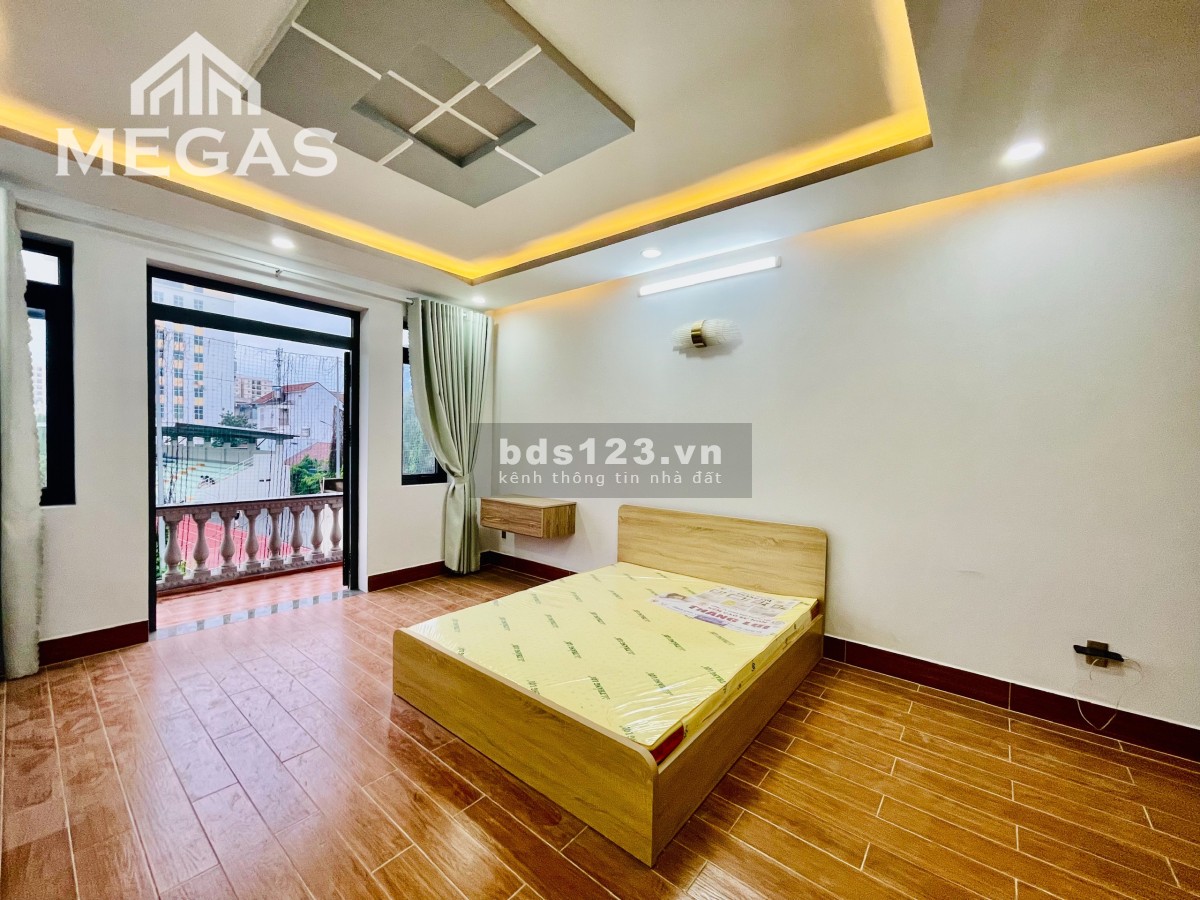 Cho thuê phòng ban công riêng full nội thất mới ngay Nguyễn Văn Lượng p16 Gò Vấp view sân banh