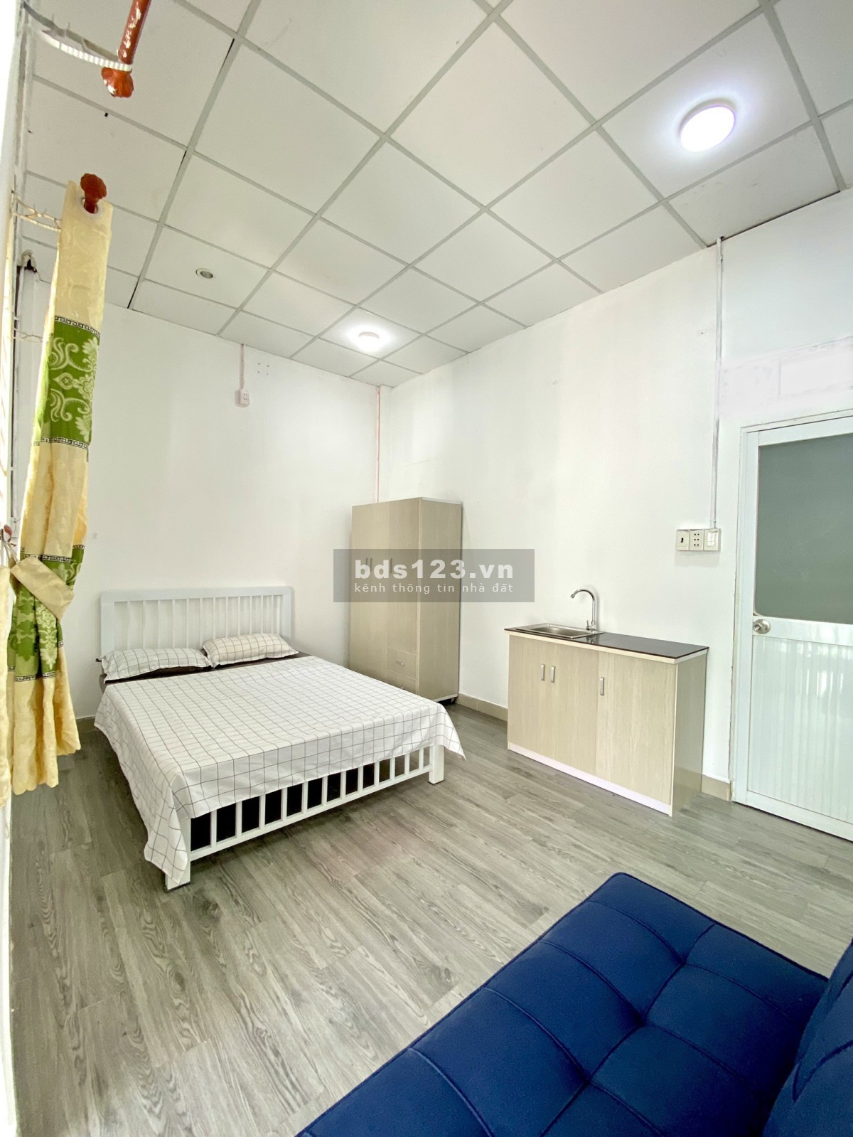 Phòng mới, giá rẻ, sẵn nội thất. Ngay mặt tiền Nguyễn Thái Sơn, Sát VINCOM