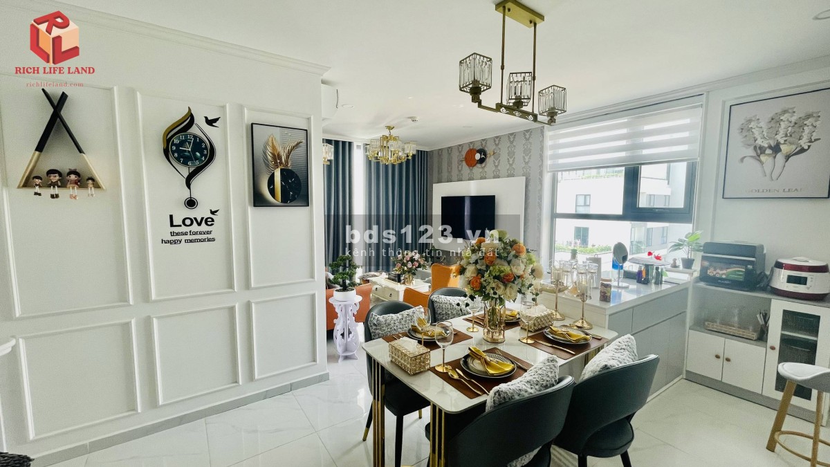 Bán nhanh căn hộ D'Lusso xinh đẹp, 2pn - 2wc full nội thất chỉ 5 tỷ 5 bao thuế phí.