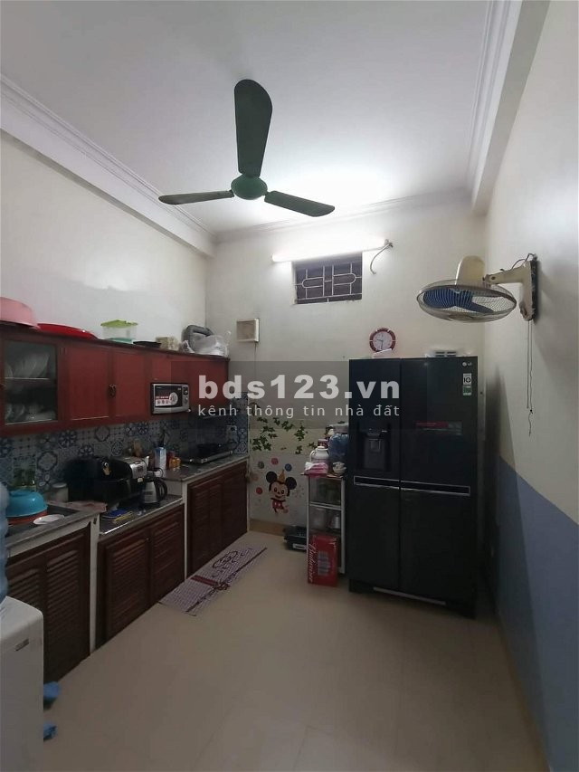 Bán nhà P.Kim Giang DT~ 40m2 X 4T,2 mặt thoáng, Ôtô 7 chỗ đỗ cửa, 3.95tỷ