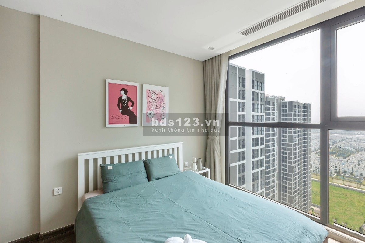 Chính chủ em cần bán căn hộ 3PN2VS 80m2 tặng FULL NỘI THẤT giá 2,22 tỷ KDT Vinhomes Ocean Park