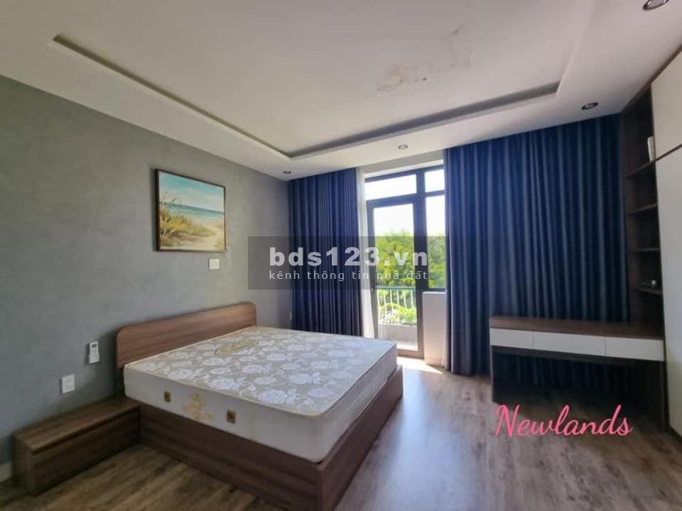 Cho thuê Biệt thự sân vườn 3 tầng mặt tiền đường Nguyễn Hữu An, Nại Hiên Đông, Sơn Trà