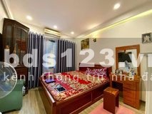 Bán nhà Cầu Giấy kinh doanh nở hậu, hứng lộc 50m2 5T 5m giá 12,5 tỷ