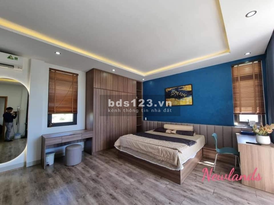 Cho thuê Biệt thự sân vườn 3 tầng mặt tiền đường Nguyễn Hữu An, Nại Hiên Đông, Sơn Trà