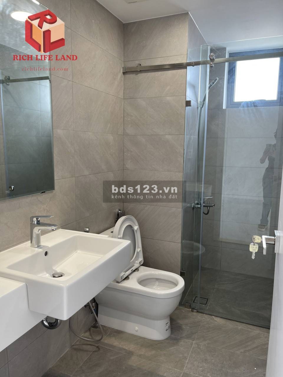 Căn góc D'LUSSO 2pn - 2wc thoáng mát chỉ 4.8 tỷ bao thuế phí.