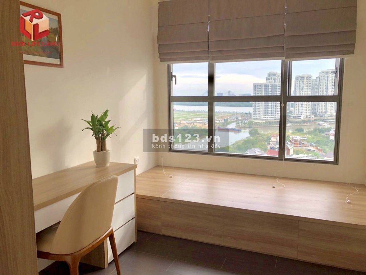 Gía tốt - The Sun Avenue 22 triệu bao phí - 3bed - 2wc full furniture.