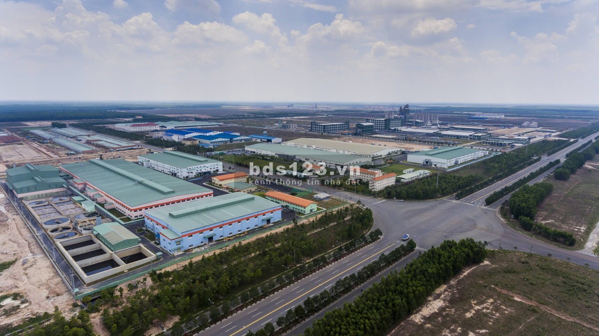 Cần bán đất 1ty550/100m2, liền kề KCN Becamex Bàu Bàng, Bình Dương