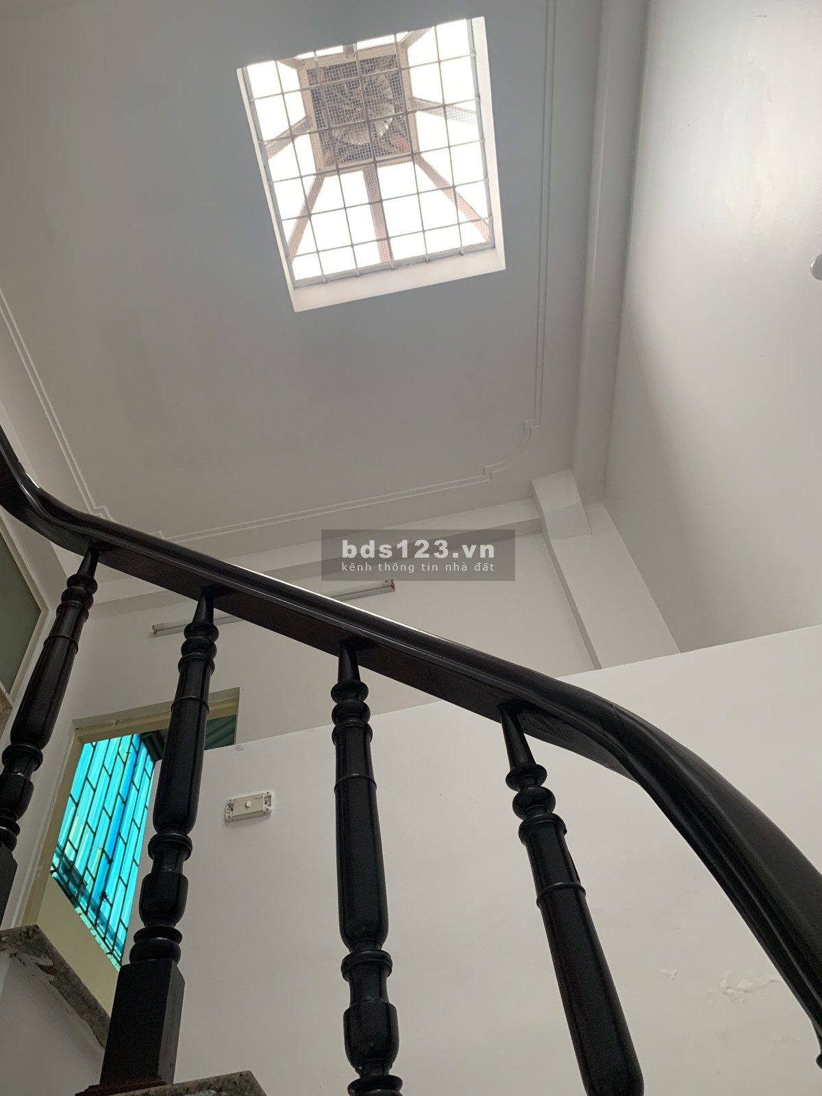 Cần cho thuê nhà nguyên căn, mới sửa, sạch đẹp, đồ cơ bản, gần ĐH Bắc Kinh Xây