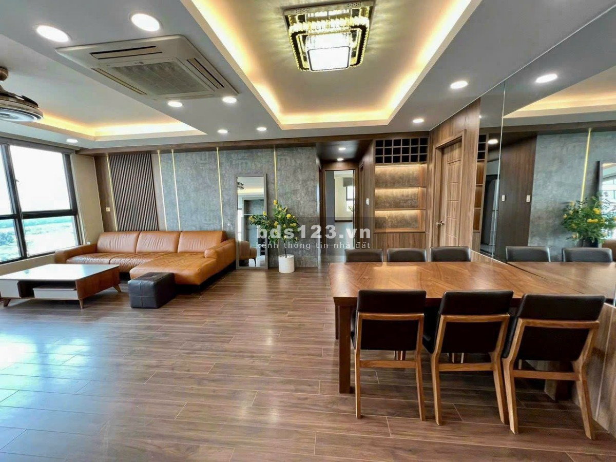 Chính chủ cần bán m8 98m căn góc 2pn 7ty650