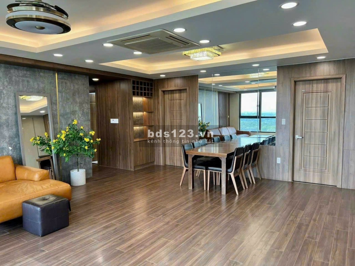 Chính chủ cần bán m8 98m căn góc 2pn 7ty650