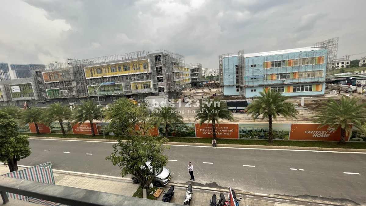 Cho thuê riêng lẻ tầng nhà phố shop thương mại 5 tầng giá chỉ 8 triệu Vinhomes quận 9