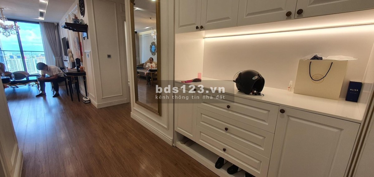 HOT Bán 3PN Vinhomes Metropolis - 29 Liễu Giai giá rẻ nhất thị trường• Nội thất: full đồ