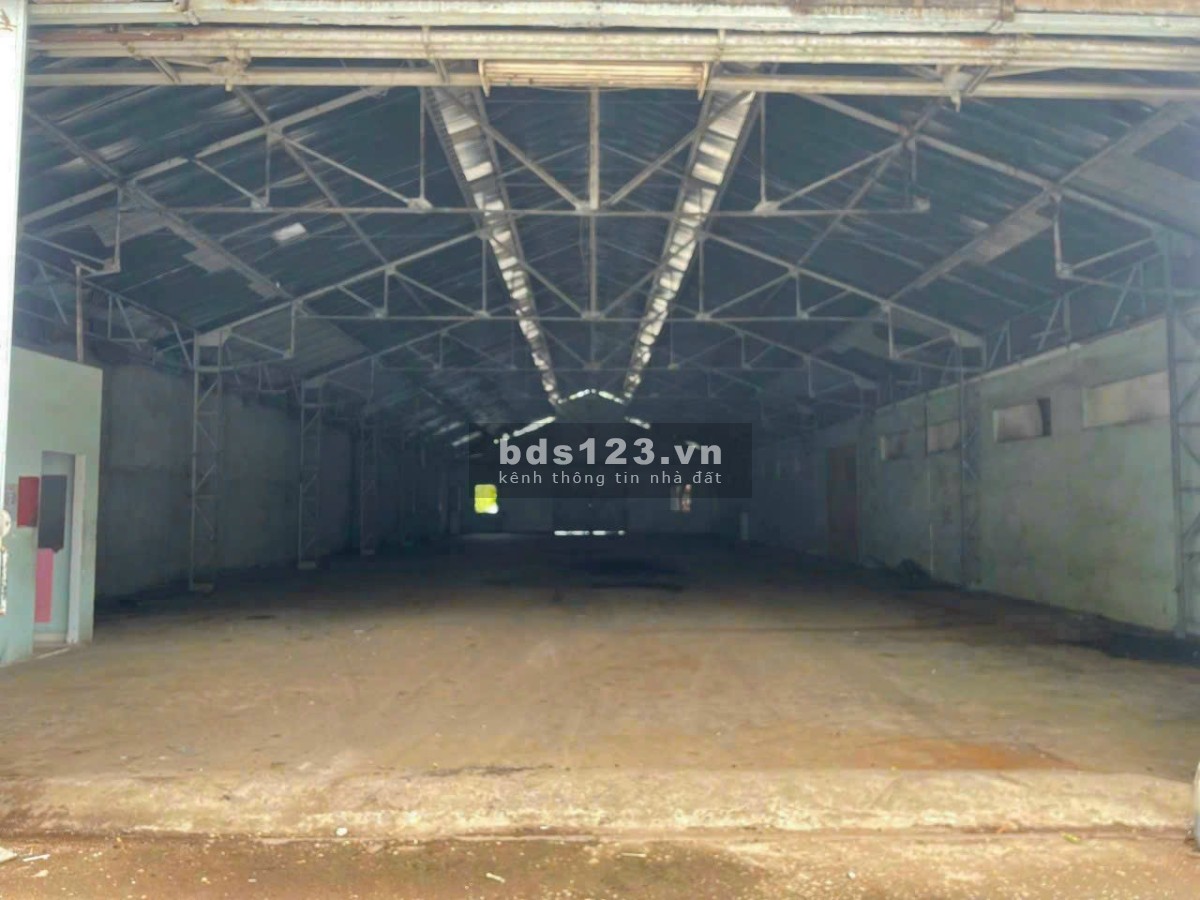Cho thuê kho, xưởng mặt tiền Phan Văn Trị, phường 10, quận Gò Vấp