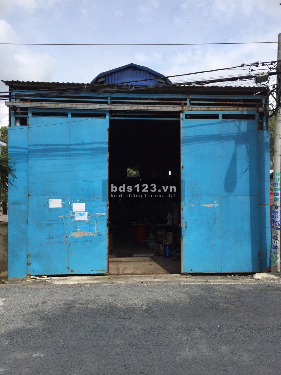 Cho thuê nhà xưởng giá thuê 27 triệu, cầu Bà Lát