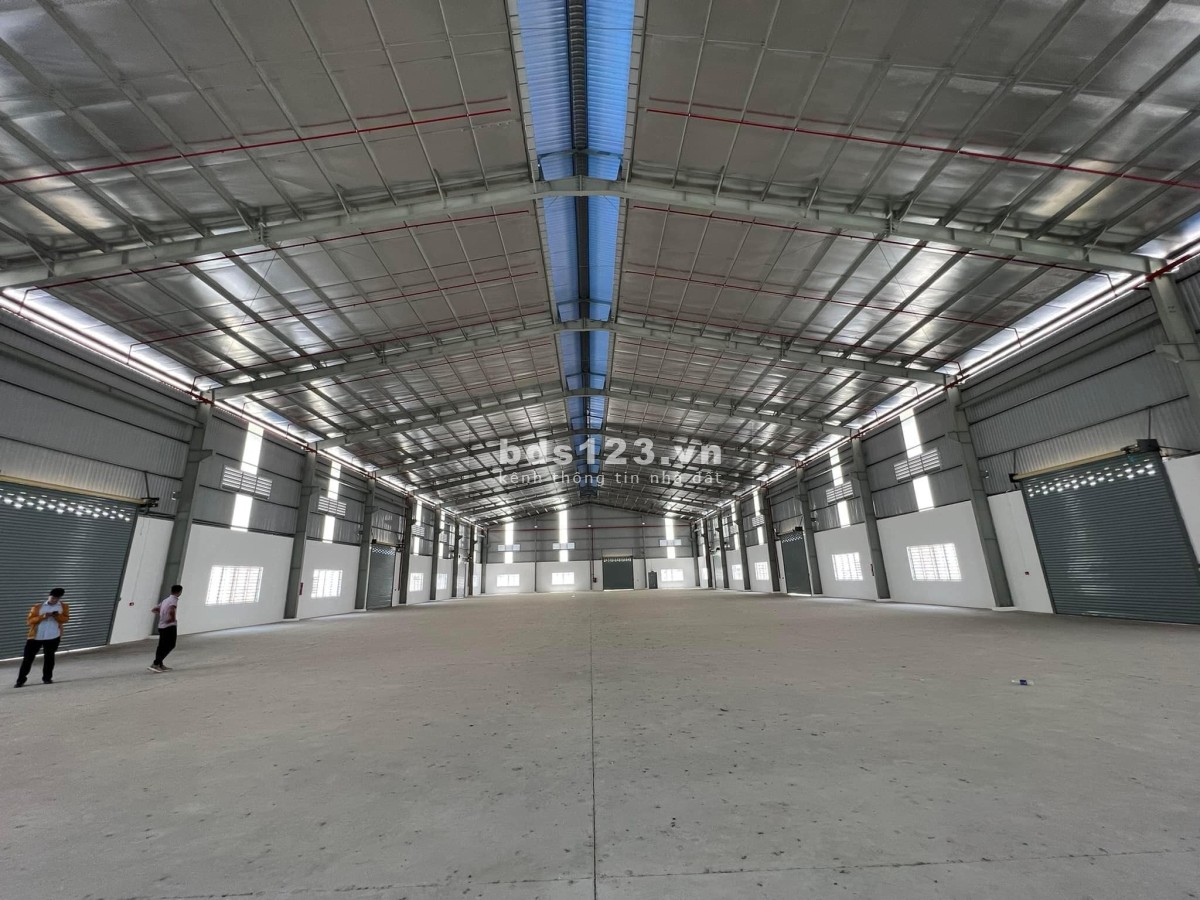 Kho xưởng Quận 12 cho thuê giá rẻ hớn 1200m2 tại mặt tiền đường Thạnh Xuân.