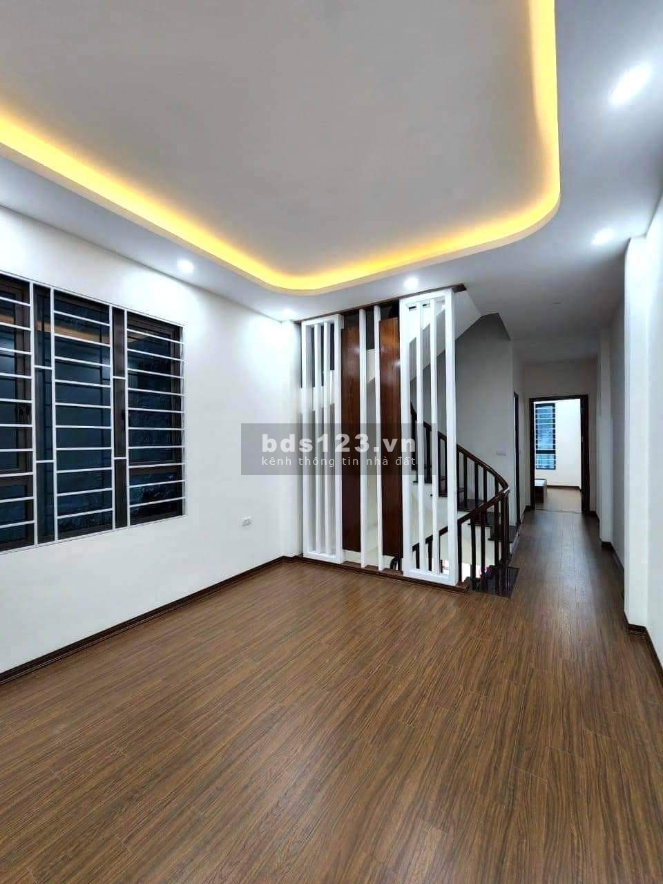 Bán nhà hồ đầm hồng, Khương Trung, Thanh Xuân 50m 5 tầng