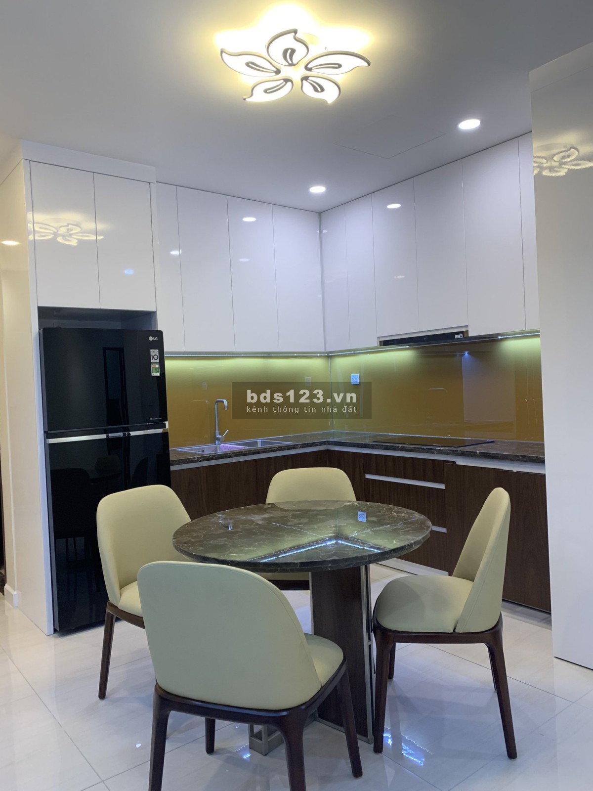 Cho thuê căn hộ Sunshine Riverside Quận 7 TPHCM giá 20tr/th full nội thất DT 98m2