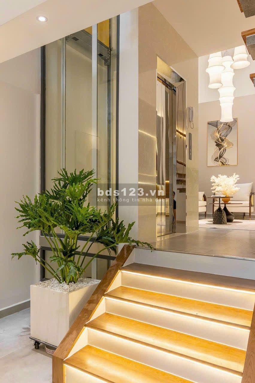 Bán siêu phẩm nhà phố Thang máy Kính Phường 09, Quận Gò vấp, Hồ chí Minh