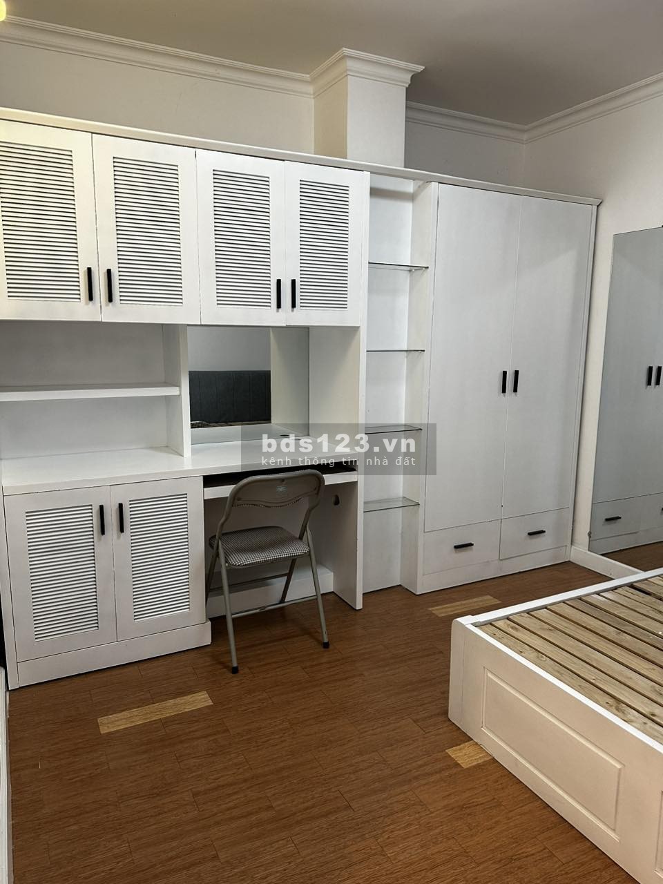 Cần cho thuê gấp căn hộ Phúc Thịnh Quận 5, Dt : 90 m2, 2PN, có Đầy Đủ Nội Thất, Giá : 12.5 tr/th,