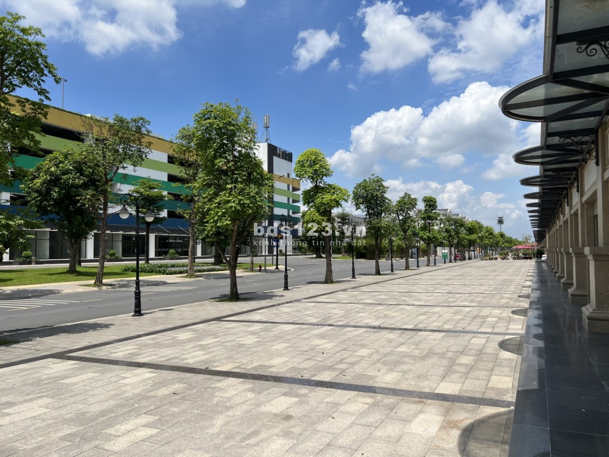 Bán nhà phố thương mại 2 mặt đường 155m2 giá 10 tỷ Vinhomes Ocean Park Gia Lâm