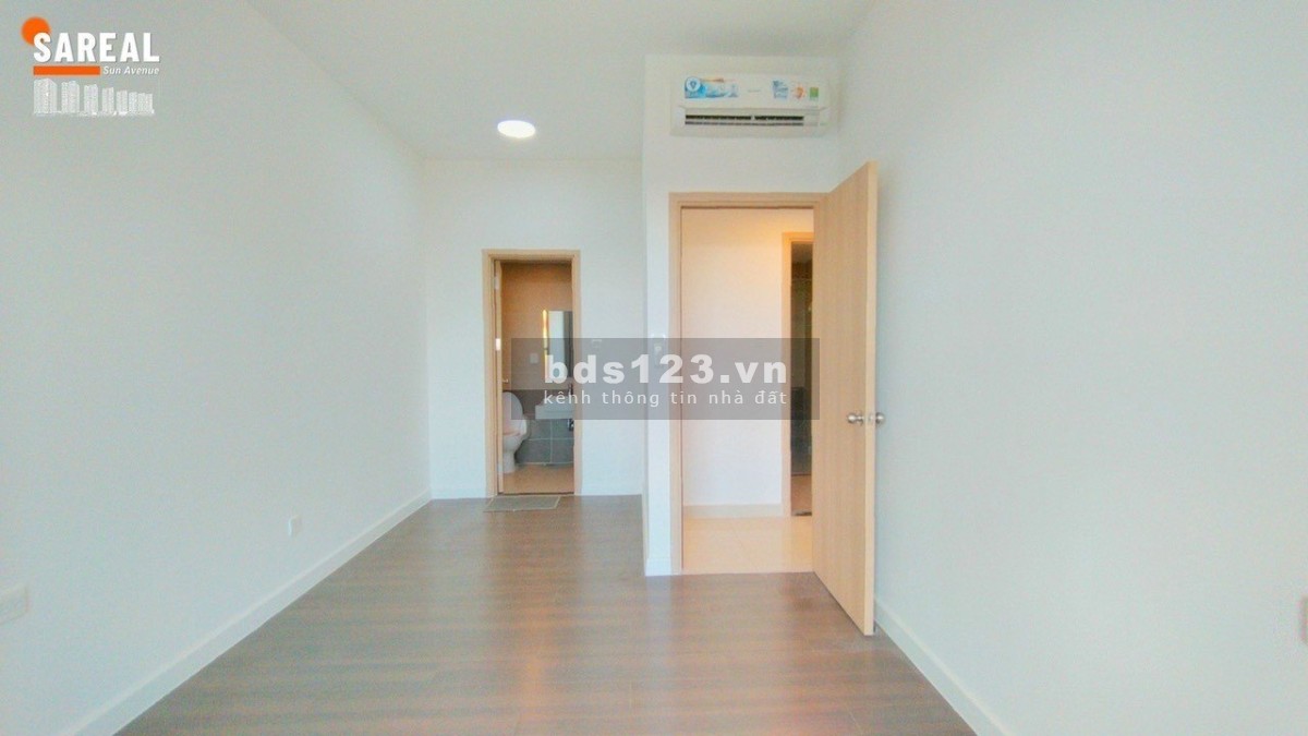 Bán căn 2pn nội thất cơ bản giá rẻ nhất thị trường 3,7 tỷ 76m2 tại The Sun Avenue