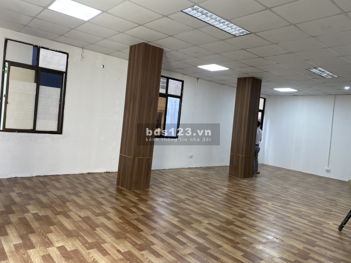 Cho thuê mặt bằng phù hợp làm văn phòng, kinh doanh online, lớp học...