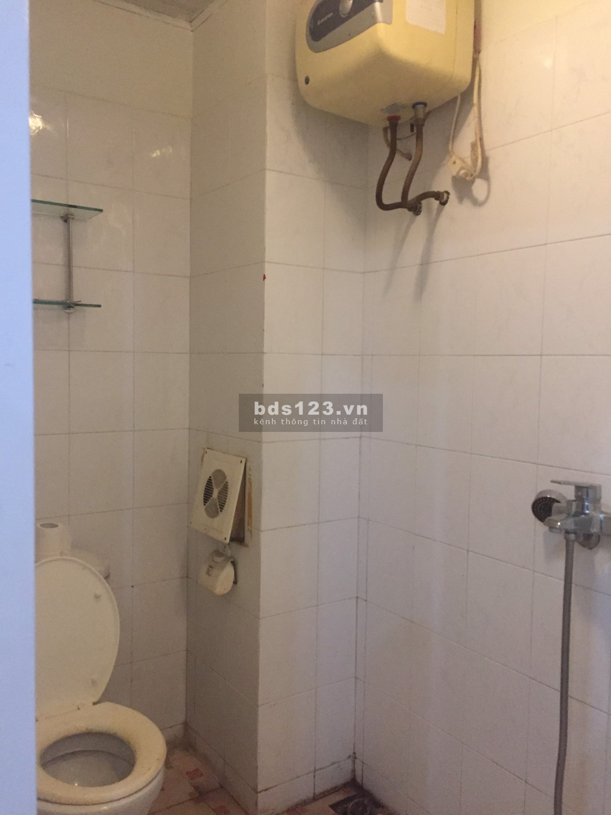 Căn 2 PN, 1VS tại chung cư N03 Trần Quý Kiên diện tích 53m3 giá 2280/căn 0968 396 062