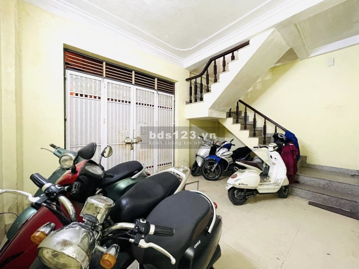 Bán tòa CCMN phố Tôn Thất Tùng , 70m2 5 Tầng 7,2 tỷ