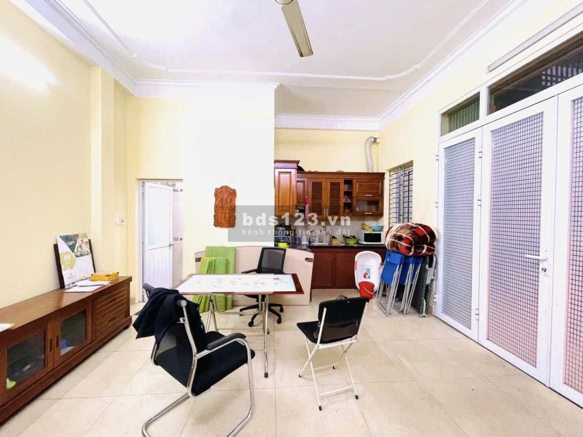 Bán tòa CCMN phố Tôn Thất Tùng , 70m2 5 Tầng 7,2 tỷ