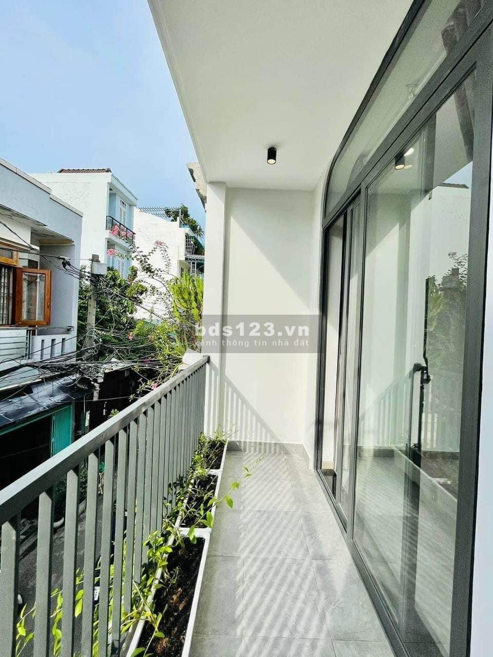Nhà đẹp giá tốt - Hẻm xe tải - 40M2 - Gần Emart Gò Vấp - Nhỉnh 3 tỷ