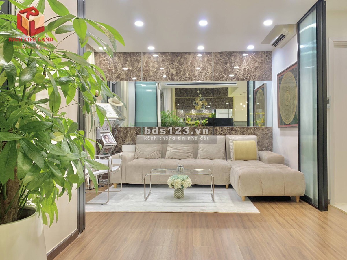Bán căn hộ siêu sang ESTELLA HEIGHTS full nội thất với giá 12 tỷ 8 bao thuế phí.