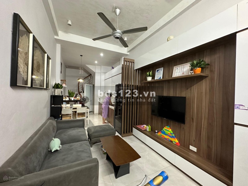 Bán nhà Ba Đình, Ngọc Khánh, đường Ngọc Khánh, 3.x tỷ nhà…