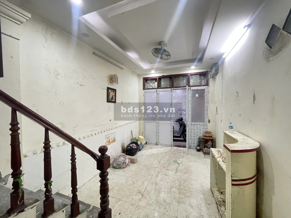 Bán nhà Linh Quang, Đống Đa, lô góc 25m2, 4 tầng, 2tỷ