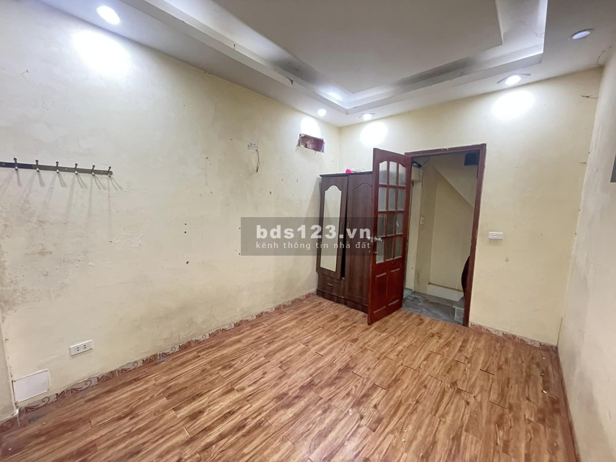 Bán nhà Linh Quang, Đống Đa, lô góc 25m2, 4 tầng, 2tỷ
