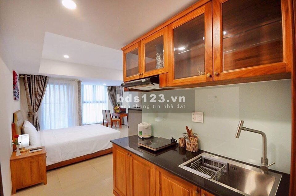 Cho thuê nguyên toà 20 căn hộ view biển đường Hùng Vương Nha Trang