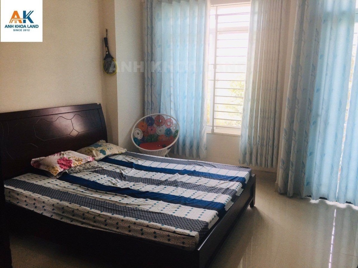 Bán nhà 6.3 tỷ nhà 1 trệt 2 lầu sân thượng trước sau, HXH thông đường 38 HBC