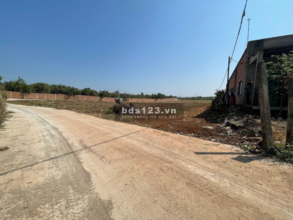 Đất nền KCN Dầu Giây đường DT 769.