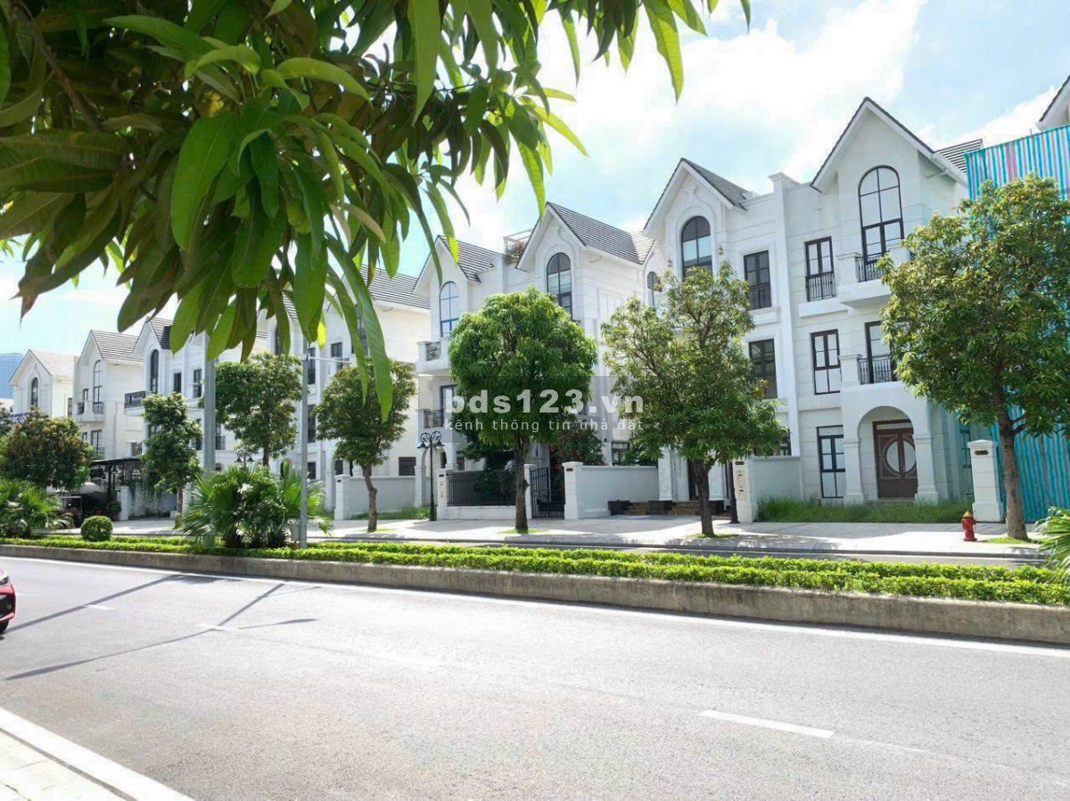 Chủ nhà cần bán nhanh Villa 150M2 Song Lập Hải Âu 2 giá 24 tỷ Vinhomes Ocean Park Gia Lâm